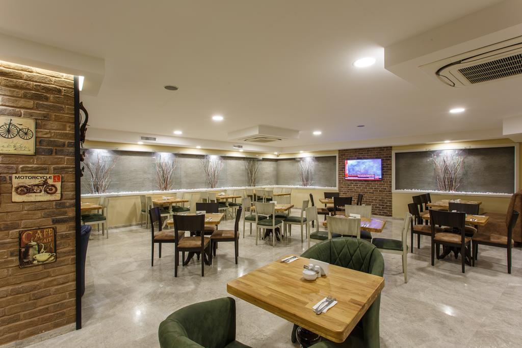 Antroyal Hotel Antalya Buitenkant foto