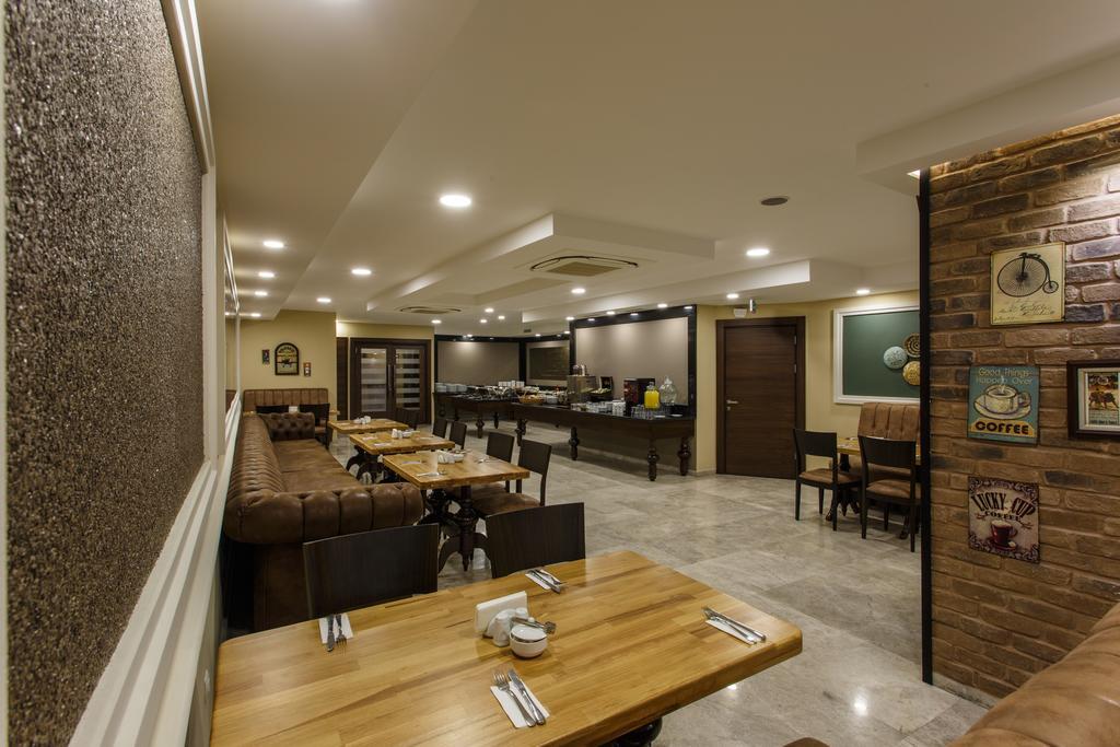 Antroyal Hotel Antalya Buitenkant foto