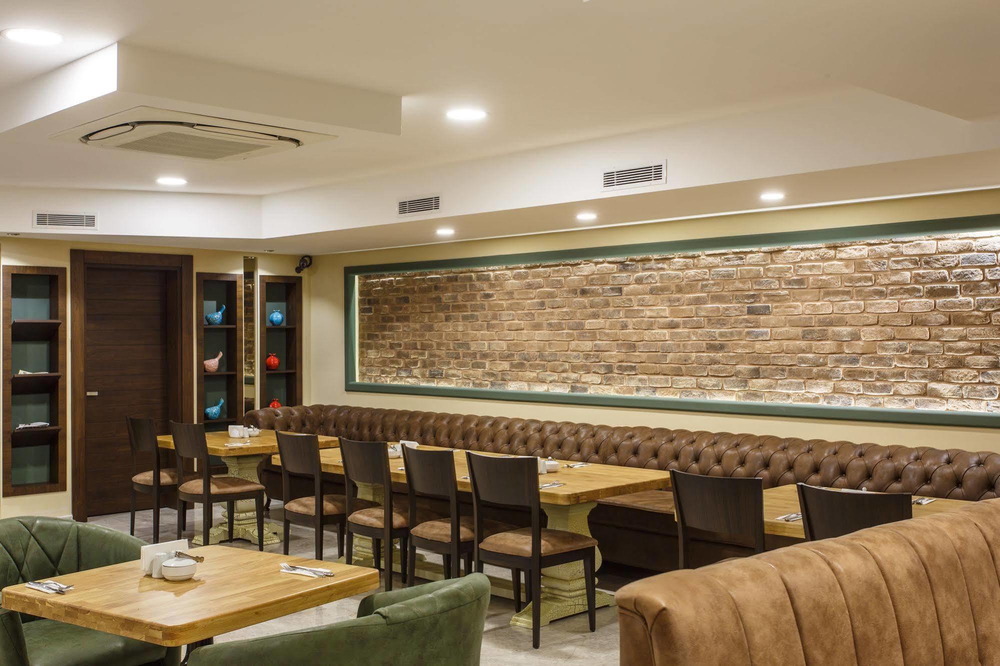 Antroyal Hotel Antalya Buitenkant foto