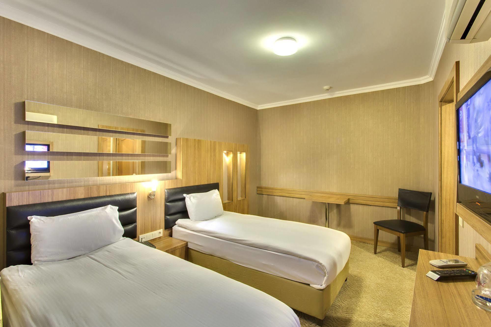 Antroyal Hotel Antalya Buitenkant foto