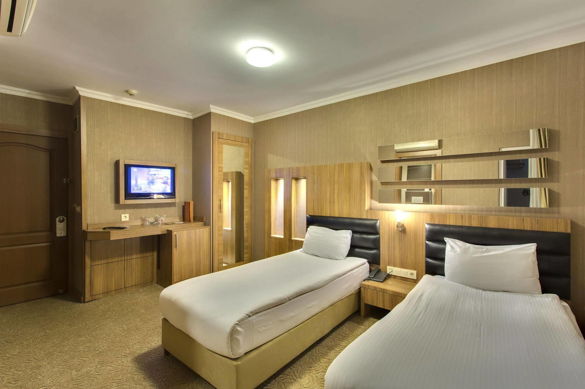 Antroyal Hotel Antalya Buitenkant foto