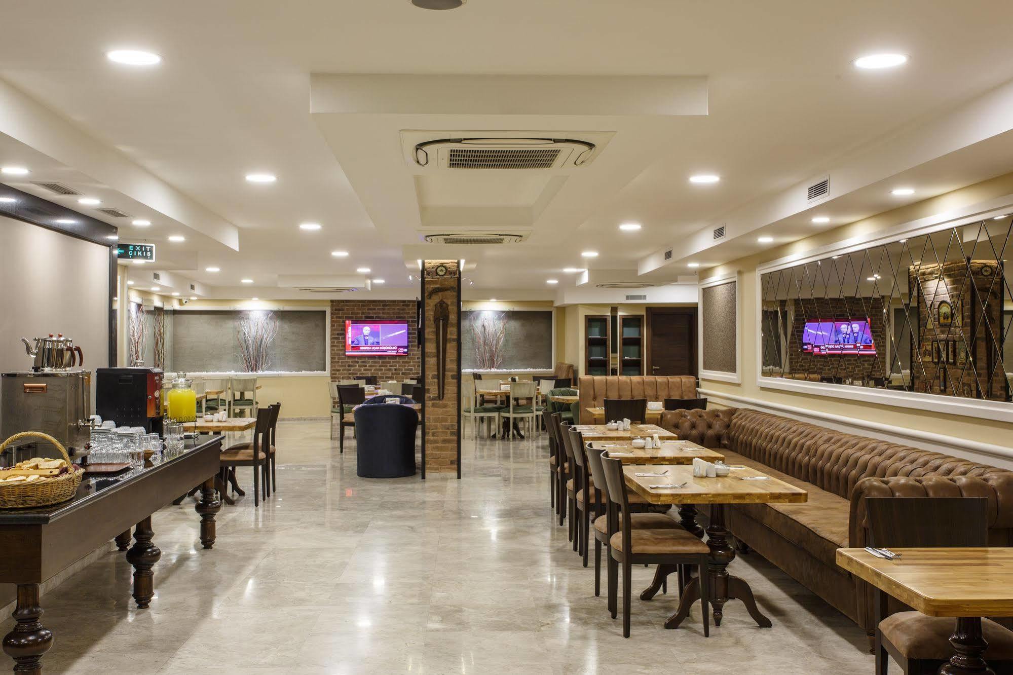 Antroyal Hotel Antalya Buitenkant foto