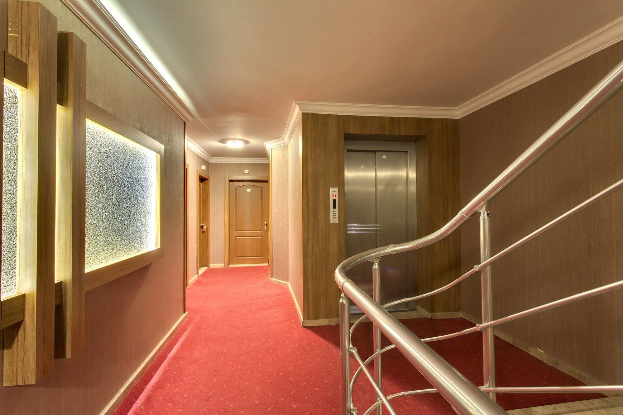Antroyal Hotel Antalya Buitenkant foto