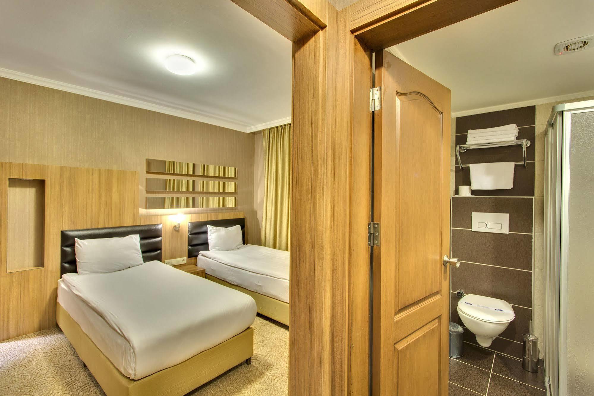 Antroyal Hotel Antalya Buitenkant foto